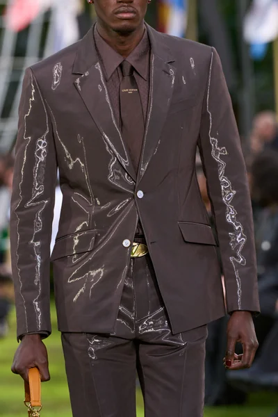 Look 71